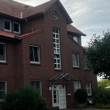 Number Four Apartment *